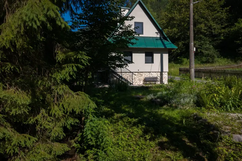 Izba Apartmanica Mountain Cottage Rybie 480, Staré Hory v CTS - CONSULTING TRADE SERVICE s.r.o. – Horská chata na samote pri lese s potokom, Rybie